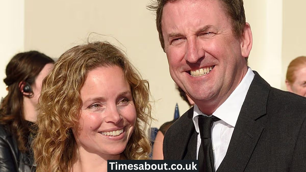 lee mack wife